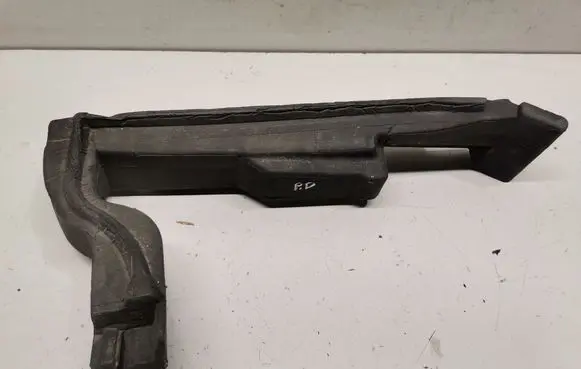 Audi Q5 SQ5 Fender foam support/seal 8R0823732A