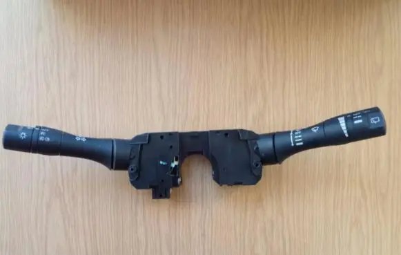 Nissan Note (E12) Wiper turn signal indicator stalk/switch Niles14A01 N134