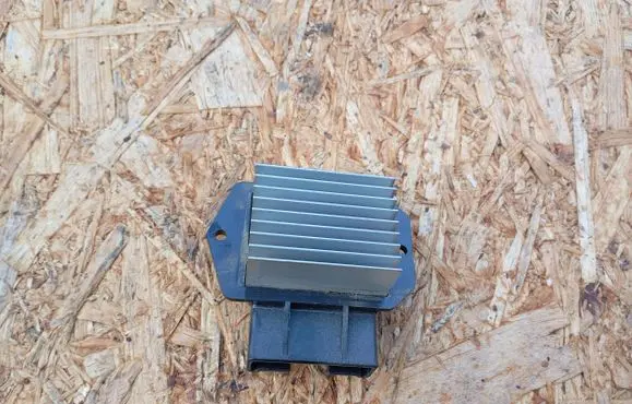 Fiat Freemont Heater blower motor/fan resistor 4993002131