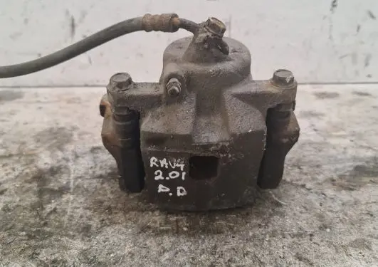 Toyota RAV 4 (XA20) Front brake caliper