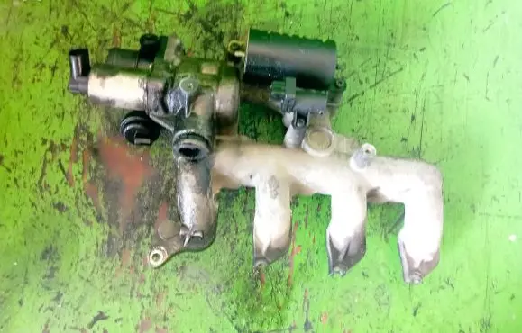 Renault Laguna II Intake manifold
