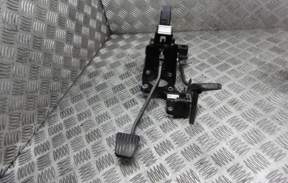 Chevrolet Lacetti Pedal assembly 