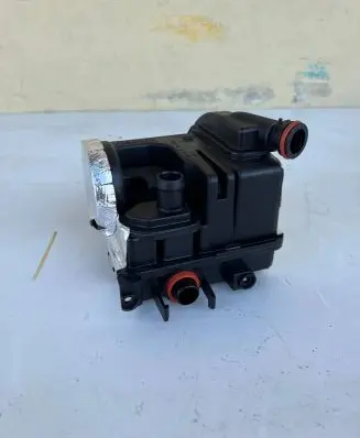 Audi A8 S8 D4 4H Oil breather separator 079103542E 079638A