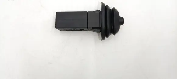 BMW 3 E46 Fuel tank opening switch 51178228939 8228939