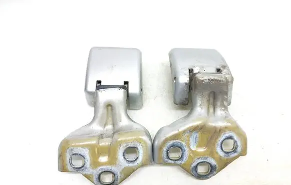 Rear door hinge set