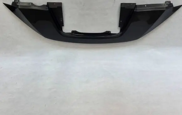 Nissan Leaf II (ZE1) Front bumper upper radiator grill 623205SH0A