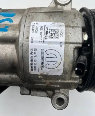 Jeep Renegade Air conditioning (A/C) compressor (pump) 51936443 10027112257C 91141430