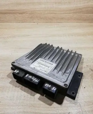 Renault Clio III Engine control unit/module ECU 8200911560 8200909666