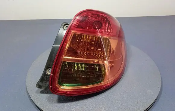 Suzuki SX4 Rear/tail lights 220-16684