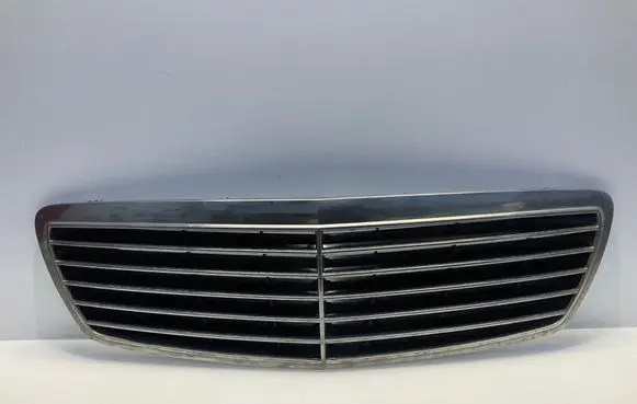 Mercedes-Benz E W211 Front grill A2118800583 2118800583