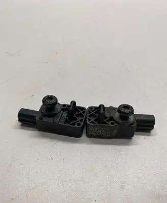 Chevrolet Camaro Airbag deployment crash/impact sensor 13502341