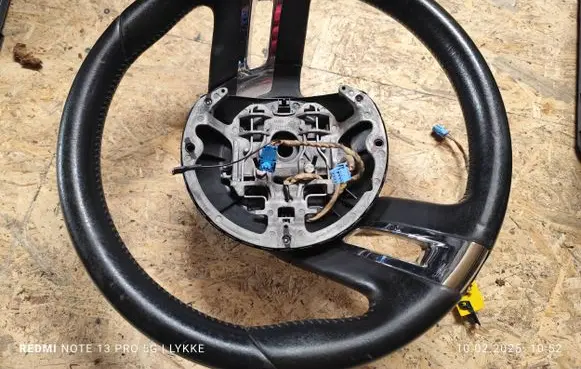 Citroen C4 Grand Picasso Steering wheel 96866511VD 6030203
