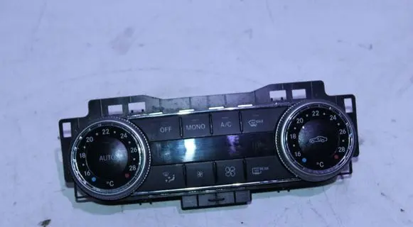 Mercedes-Benz GLK (X204) Climate control unit 2048304190 SW370901 Q2HW2109