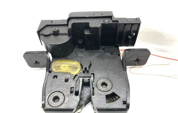 Nissan Qashqai Tailgate exterior lock 90502AV70B