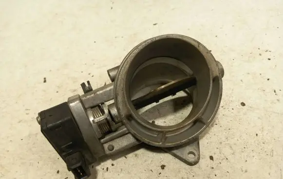 BMW 5 E39 Throttle valve 1703562