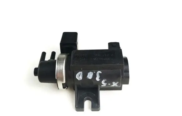BMW X5 E53 Turbo solenoid valve 72279600 2247906