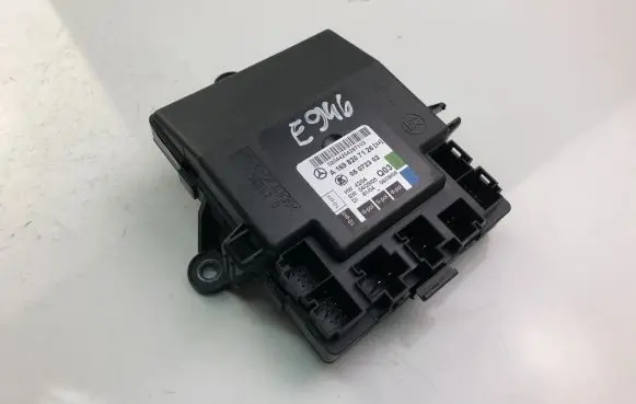 Mercedes-Benz A W169 Other control units/modules A1698207126