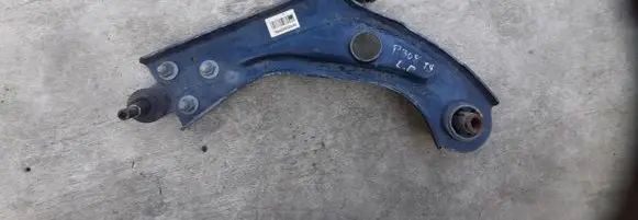 Peugeot 308 Front control arm 200050084A