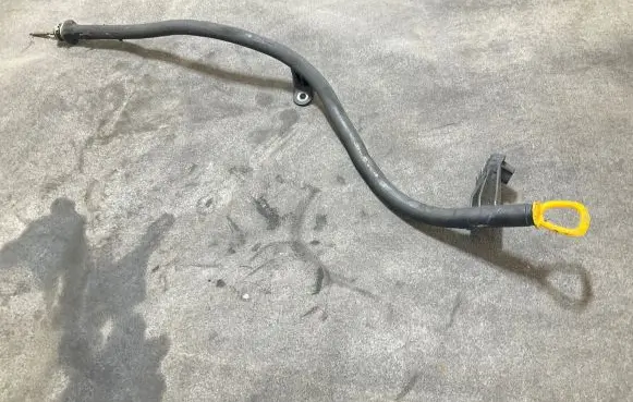 Oil level dip stick