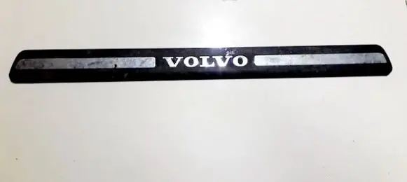 Volvo V70 Front sill trim cover 8659960