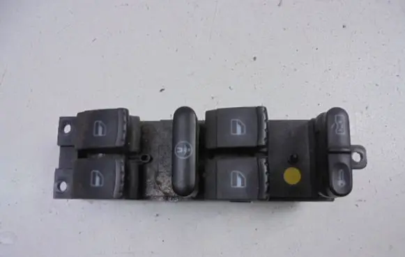 Volkswagen Golf IV Electric window control switch 1J4959857B