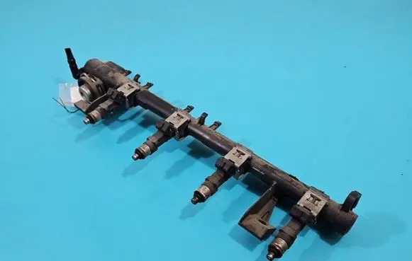 Ford Focus Fuel injector 8A6G-9H487-AB IMPRK1378551