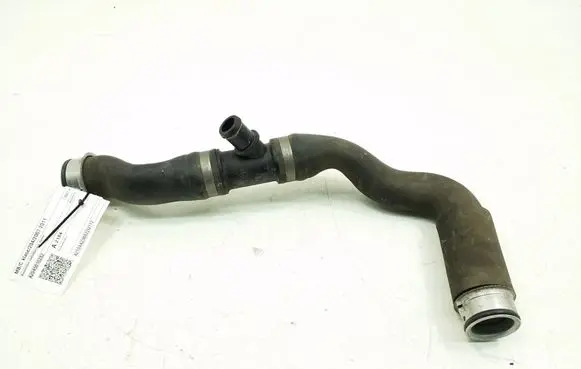 Mercedes-Benz C W204 Engine coolant pipe/hose A2045010282