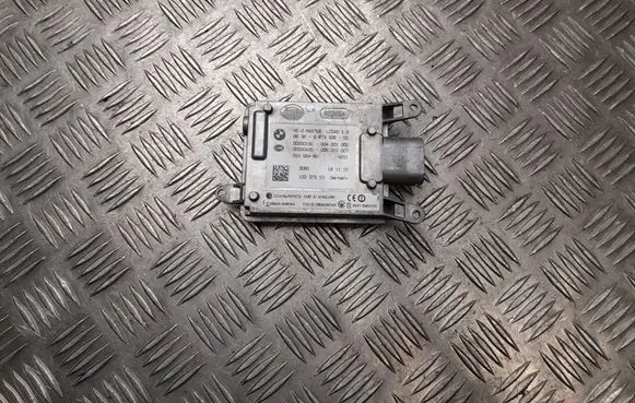 BMW 5 F10 F11 Blind spot module 6873339
