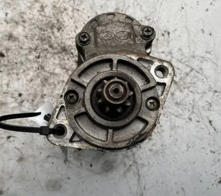 KIA Carens II Starter motor