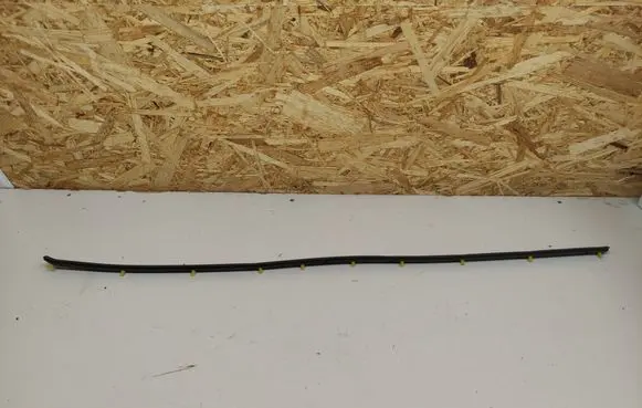 Toyota Yaris XP210 Front door rubber seal 