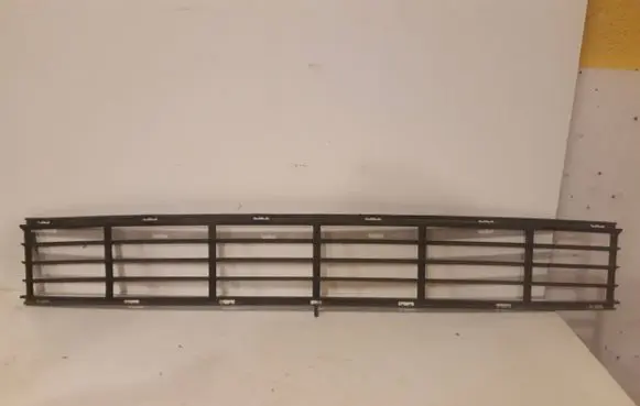 Volkswagen Sharan Front bumper lower grill 7M0854687A