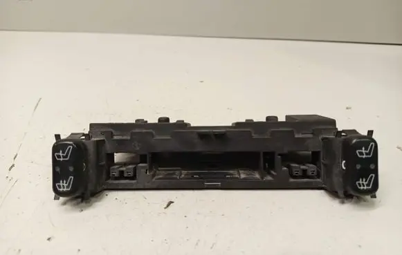 Mercedes-Benz CLK A208 C208 Seat heating switch 2108200151