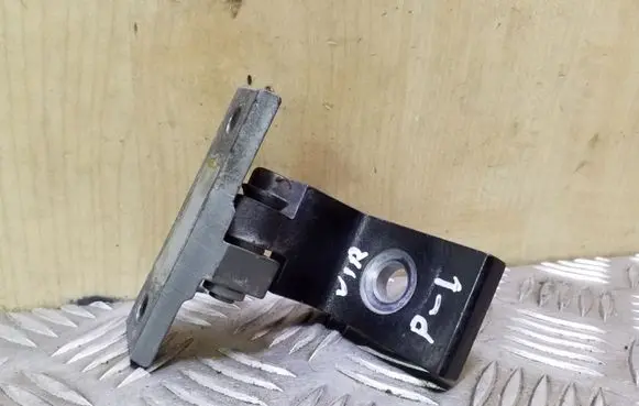 BMW X5 E70 Front door upper hinge 7068073