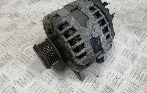 Renault Kadjar Generator/alternator 231004EA0A