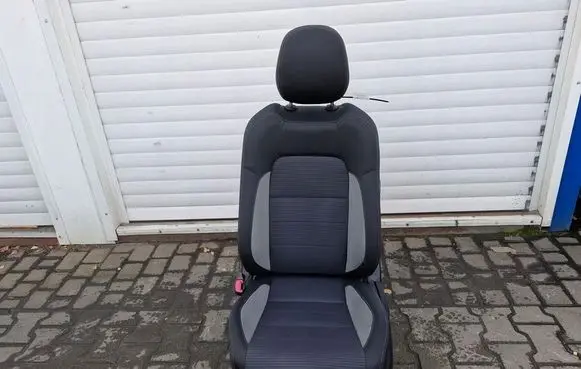 Toyota Avensis T270 Front driver seat 543534534543