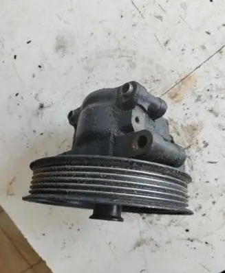 Ford Mondeo Mk III Power steering pump