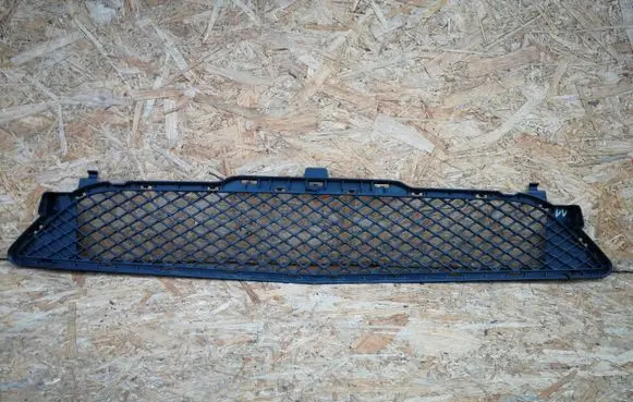 Mercedes-Benz B W246 W242 Front bumper lower grill A2468851122