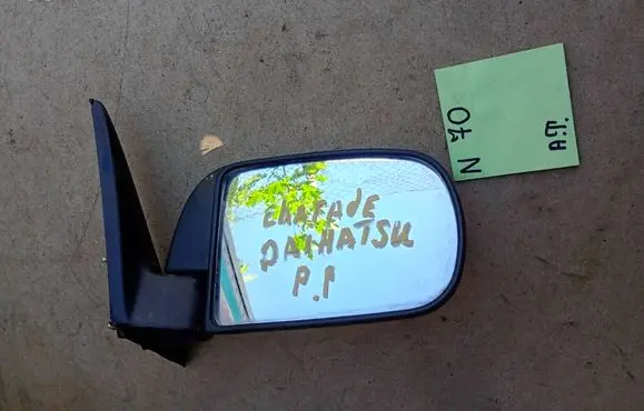 Daihatsu Charade Manual wing mirror 98956656
