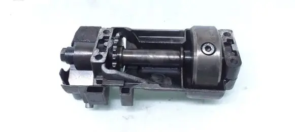 Audi A8 S8 D2 4D Oil pump balance shaft 059103337B
