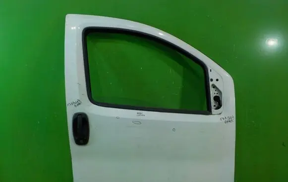 Peugeot Bipper Front door PRZOD