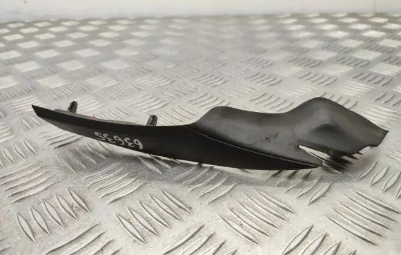 Citroen C4 Cactus Windshield trim 9804826680