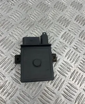 BMW 7 E65 E66 Glow plug pre-heat relay 7801202 0522150101