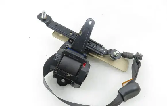 Chevrolet Captiva Front seatbelt 96474670