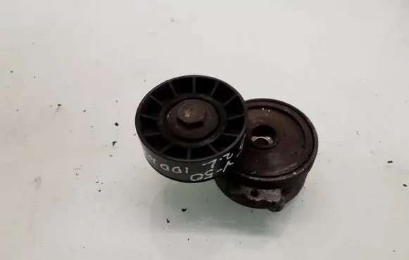 Volvo V50 Generator/alternator belt tensioner 