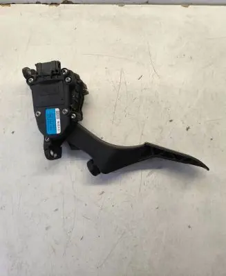 Volkswagen Transporter - Caravelle T5 Accelerator throttle pedal 7H1723503 6PV00849502