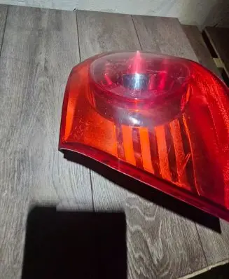 Volkswagen Golf V Rear/tail lights 4VFX13405AA