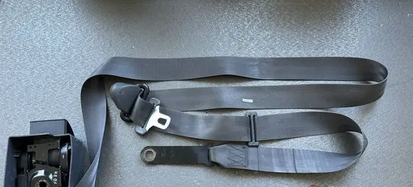 Nissan Patrol Y60 Front seatbelt 8684420J11