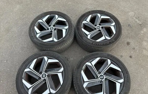 R19 alloy rim