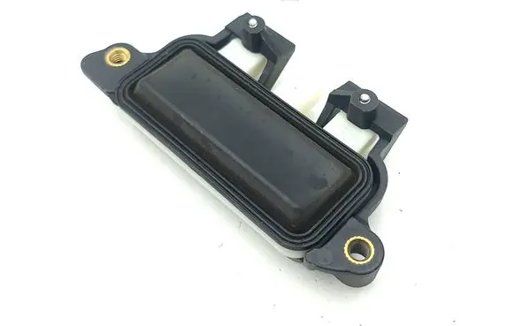 Tailgate opening switch