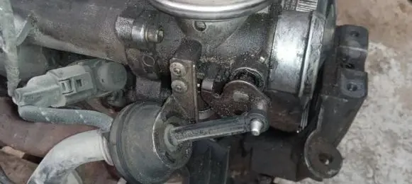 Skoda Octavia Mk1 (1U) EGR valve 038131501E 038129637
